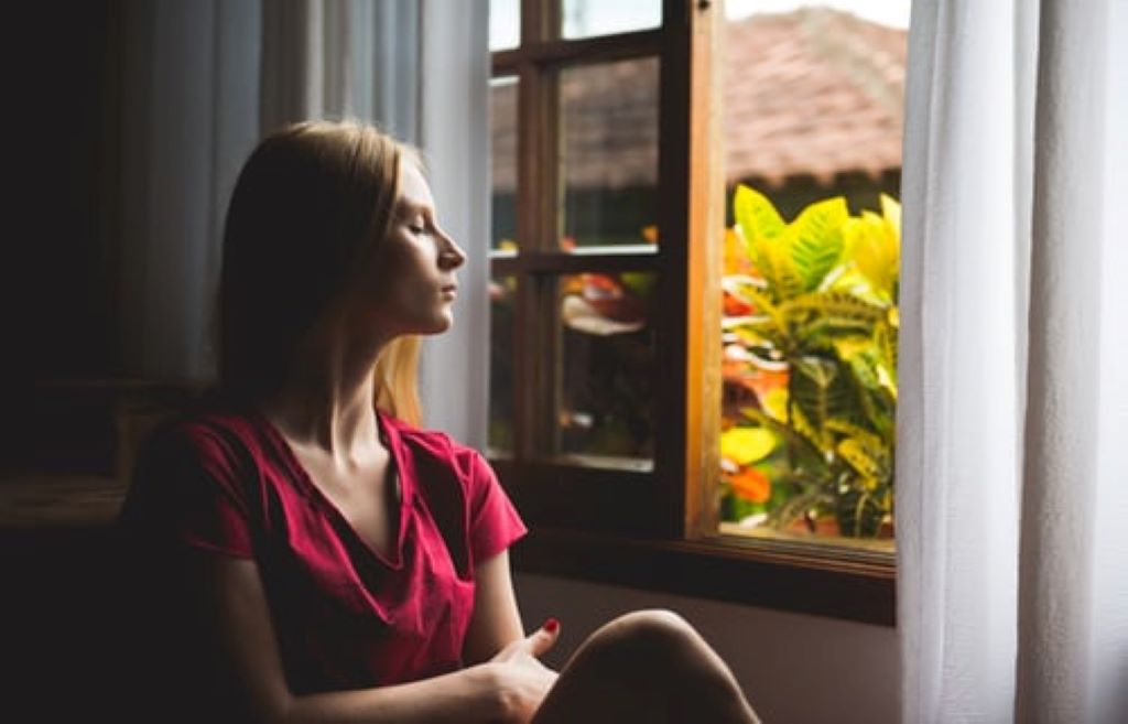 How to protect your mental health when you’re self isolating alone