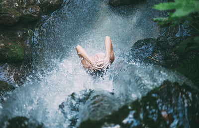 7 science-backed benefits of taking a cold shower